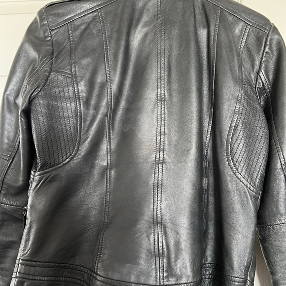 Exceptionally soft, high quality leather motorcycle jacket with mandarin collar - Picture 6 of 7